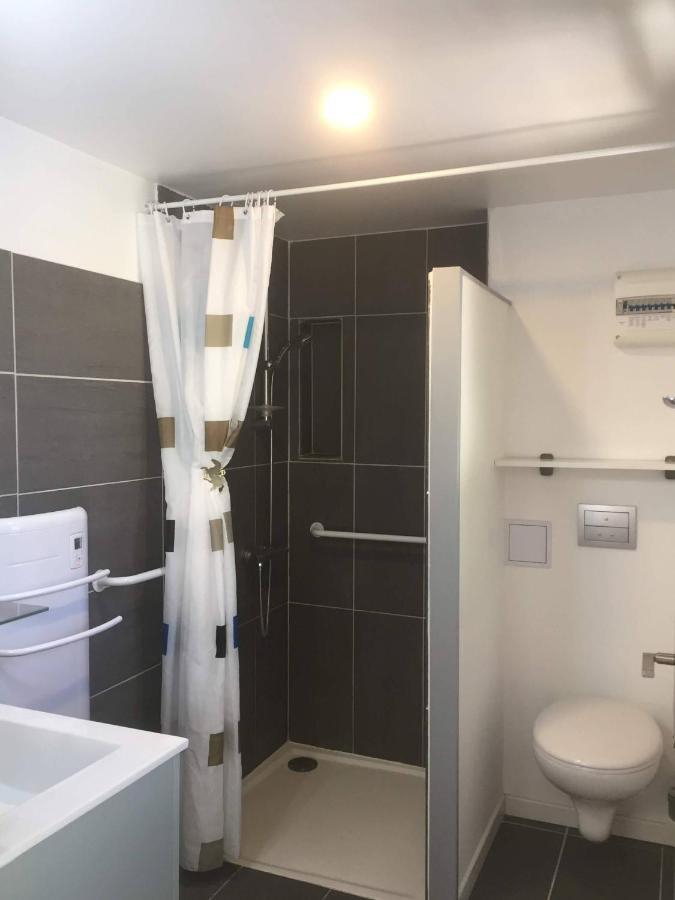 Вілла L'Ocabee La Tour-d'Aigues Екстер'єр фото